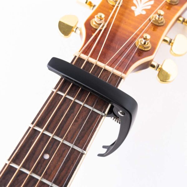 Senor Guitar Capo for Acoustic Guitar | Capo for Classical Guitar | Electric Guitar | Bass Guitar | Ukulele & Banjo Capo | Modern Design Lightweight Professional Capo for Guitars - Black - Image 5